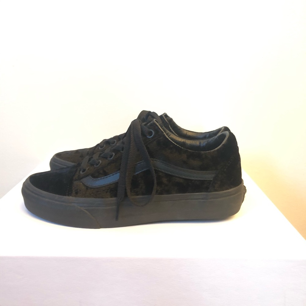 Velvet Old Skool Vans